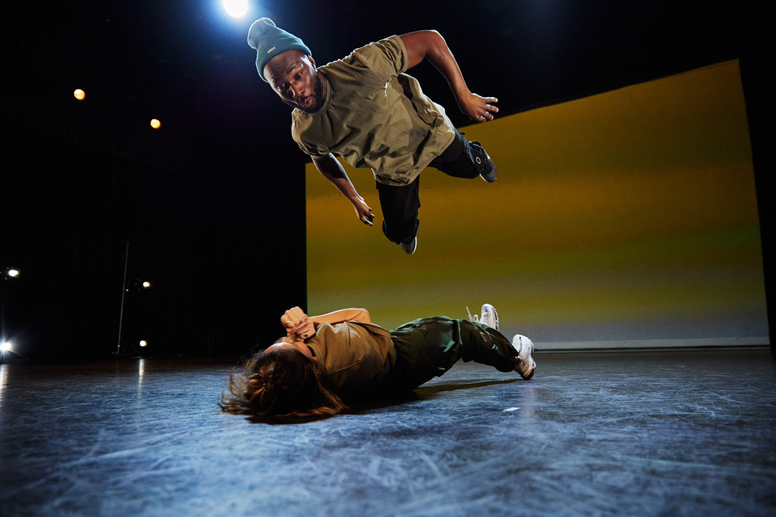 01_in_my_body_crazy_smooth_cr_jerick_collantes_dancers_crazy_smooth_tiffany_leung