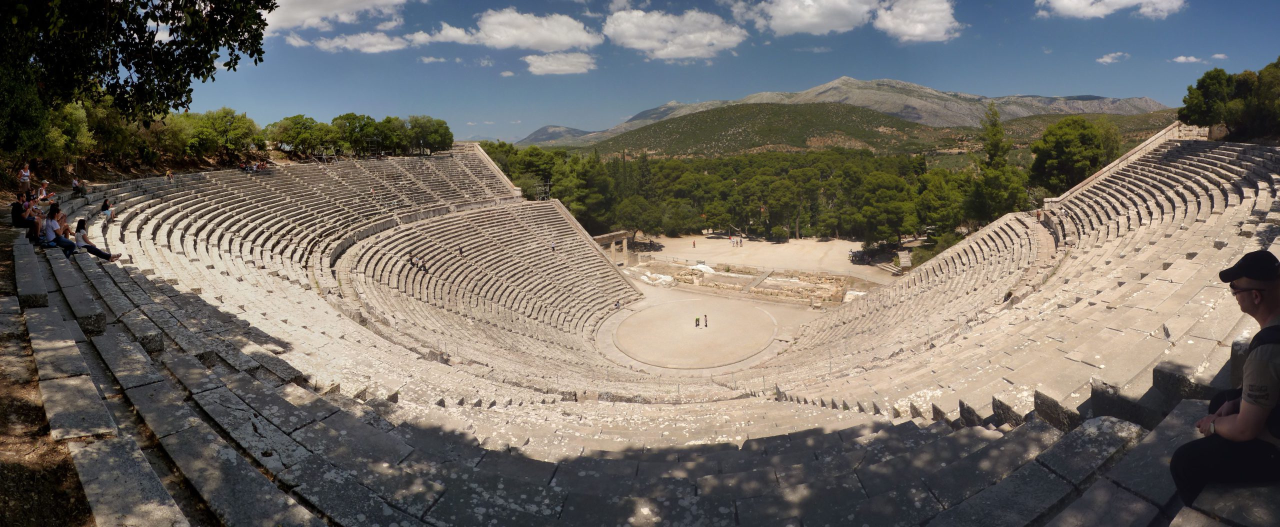 epidaurus_theater_03
