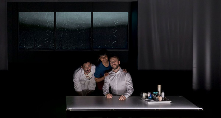 qem0f7va-1677864623-cropped