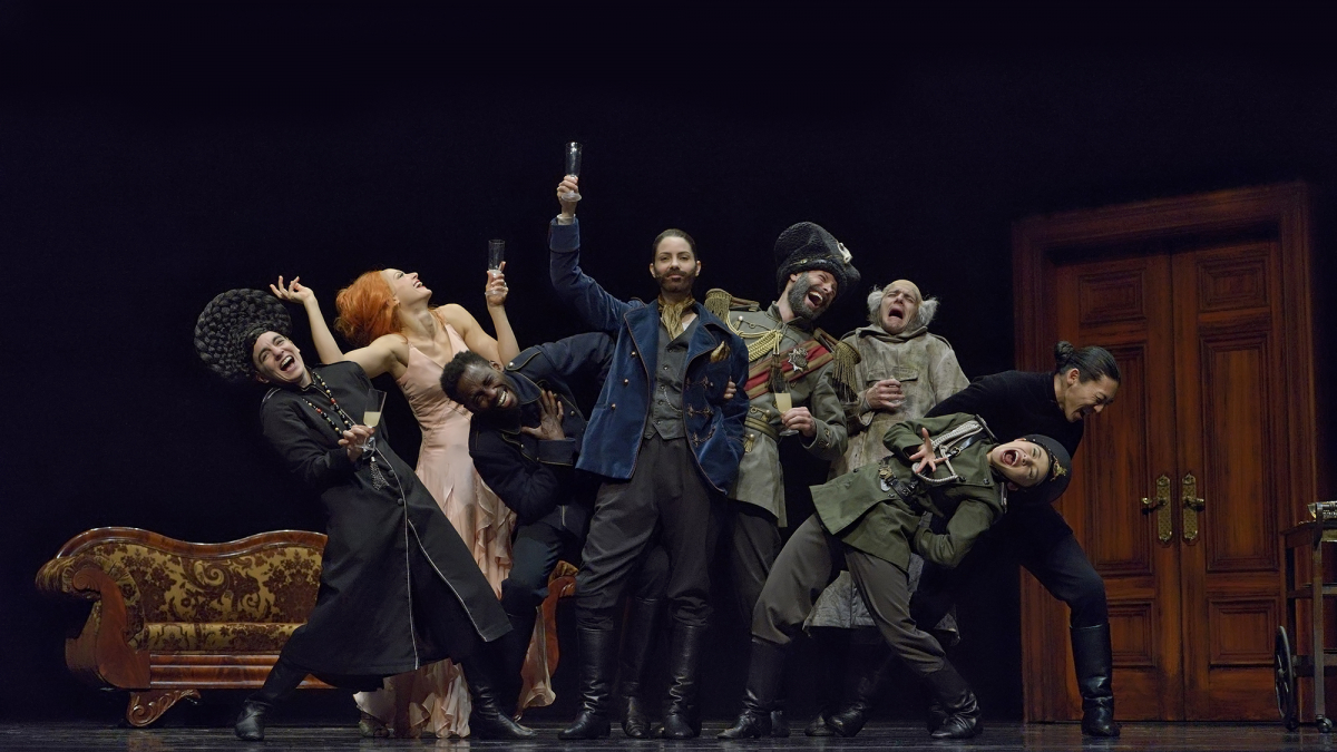 revisor_2000x1125_0_0