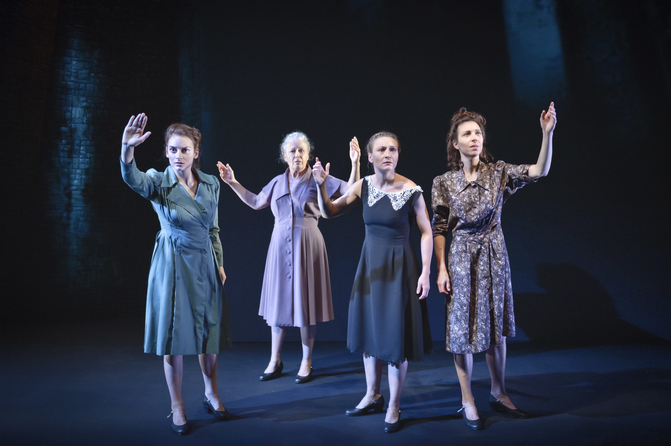 yanick_macdonald_-unefemmeaberlin-61_copy